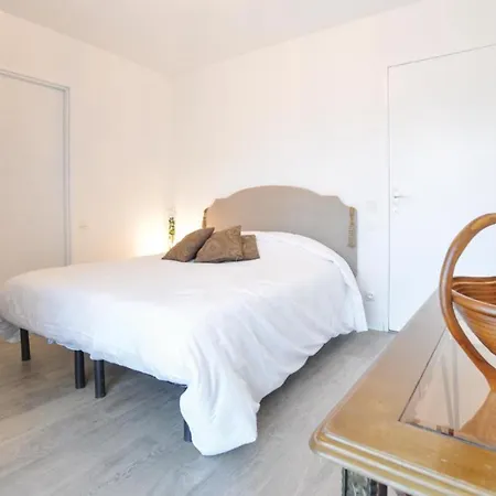 Beautiful In Saint-raphael W/ Wifi And 1 Bedrooms Saint-Raphaël