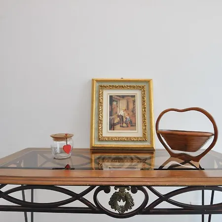 Beautiful In Saint-raphael W/ Wifi And 1 Bedrooms Lejlighed