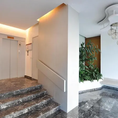 Beautiful In Saint-raphael W/ Wifi And 1 Bedrooms Lejlighed *